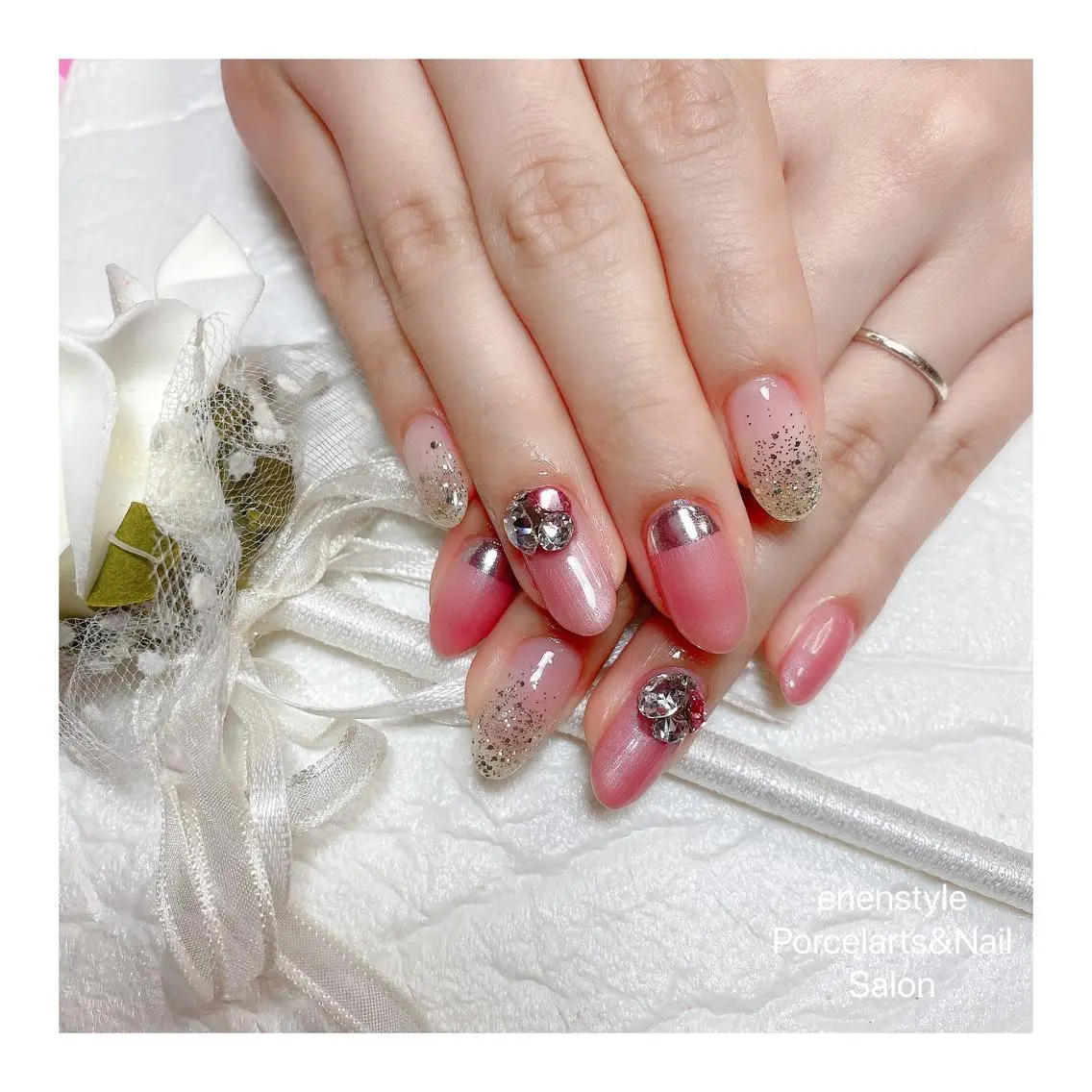 ミディアム ネイル ハンドネイル 🐾enen style 🐾のネイルデザイン