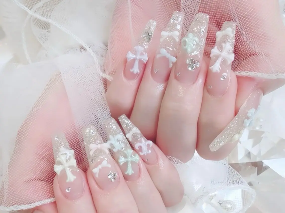 ネイル 韓国ネイル マグネットネイル 持ち込み ニュアンスネイル シンプルネイル ハンドネイル Huyn Nail Shinjyukuのネイルデザイン
