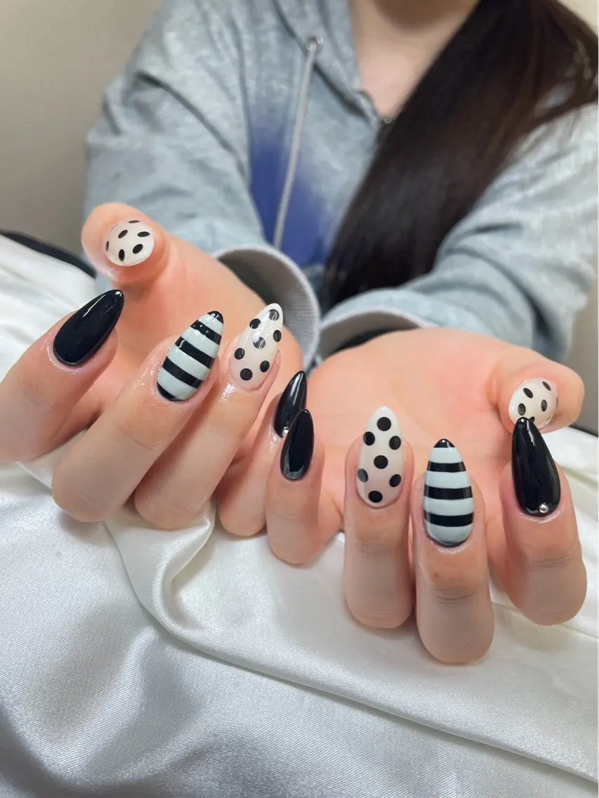 ネイル チークネイル 桜ネイル 長さ出し フットネイル ジェルネイル ハンドネイル XIINH NAIL SALONのネイルデザイン