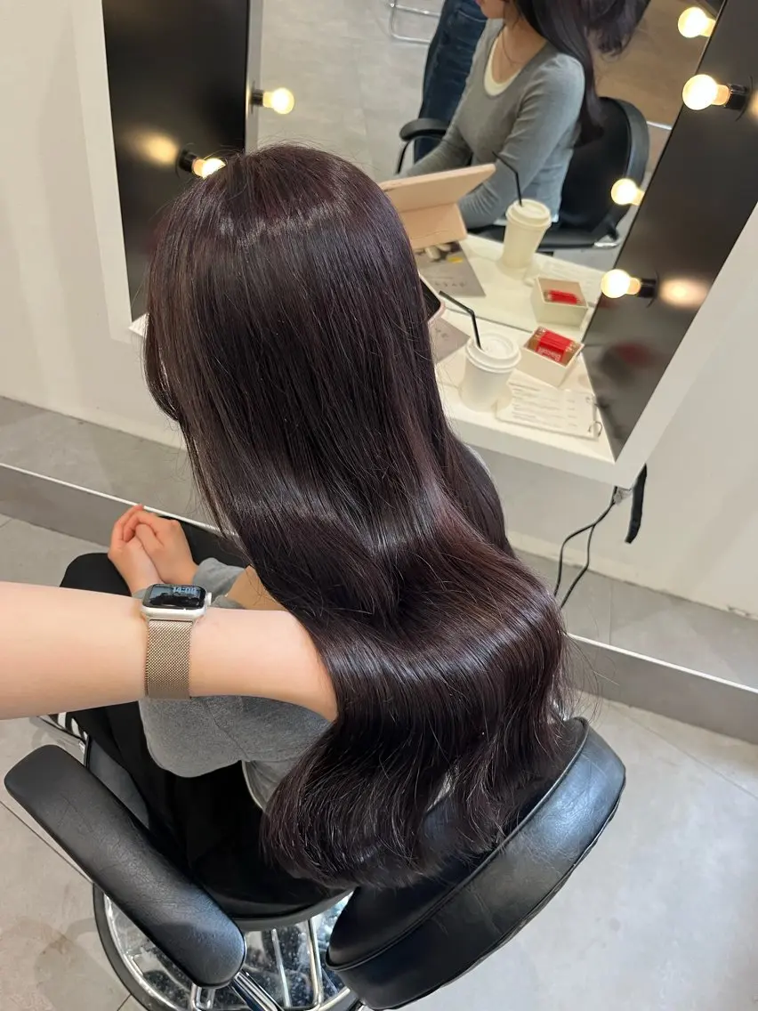 ロング カラー ヘアカラー トリートメント HONOKA/ ハイトーン艶カラーのヘアスタイル