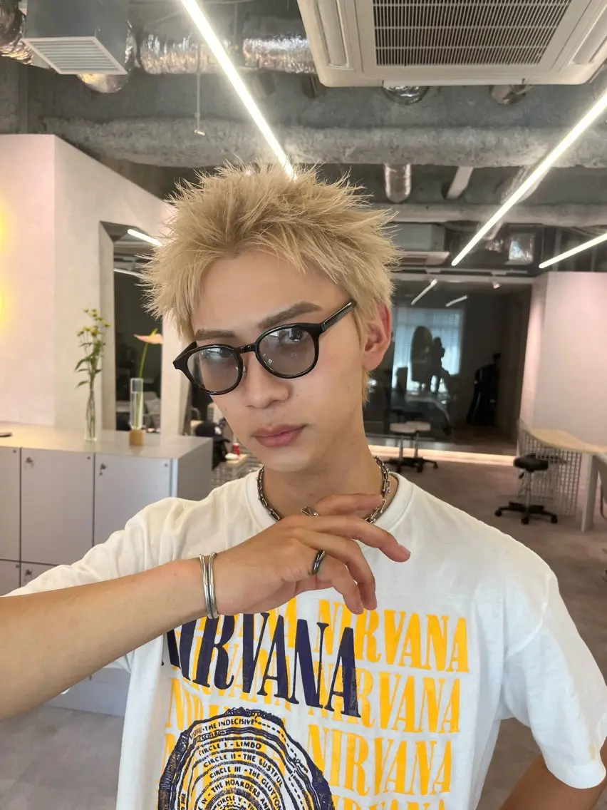 メンズ スパイキーショート カット ヘアカラー メンズ特化美容師 水野友貴のヘアスタイル