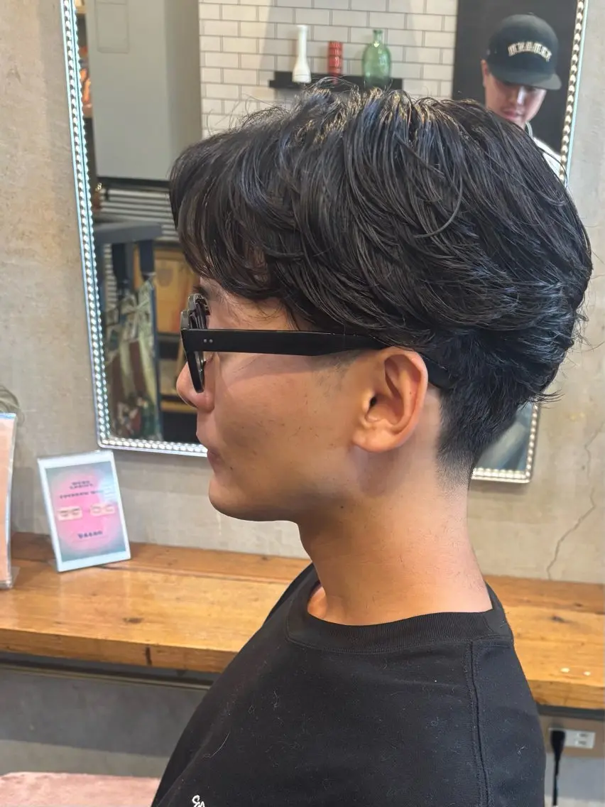 メンズ センターパート アシスタント YASUTOのヘアスタイル