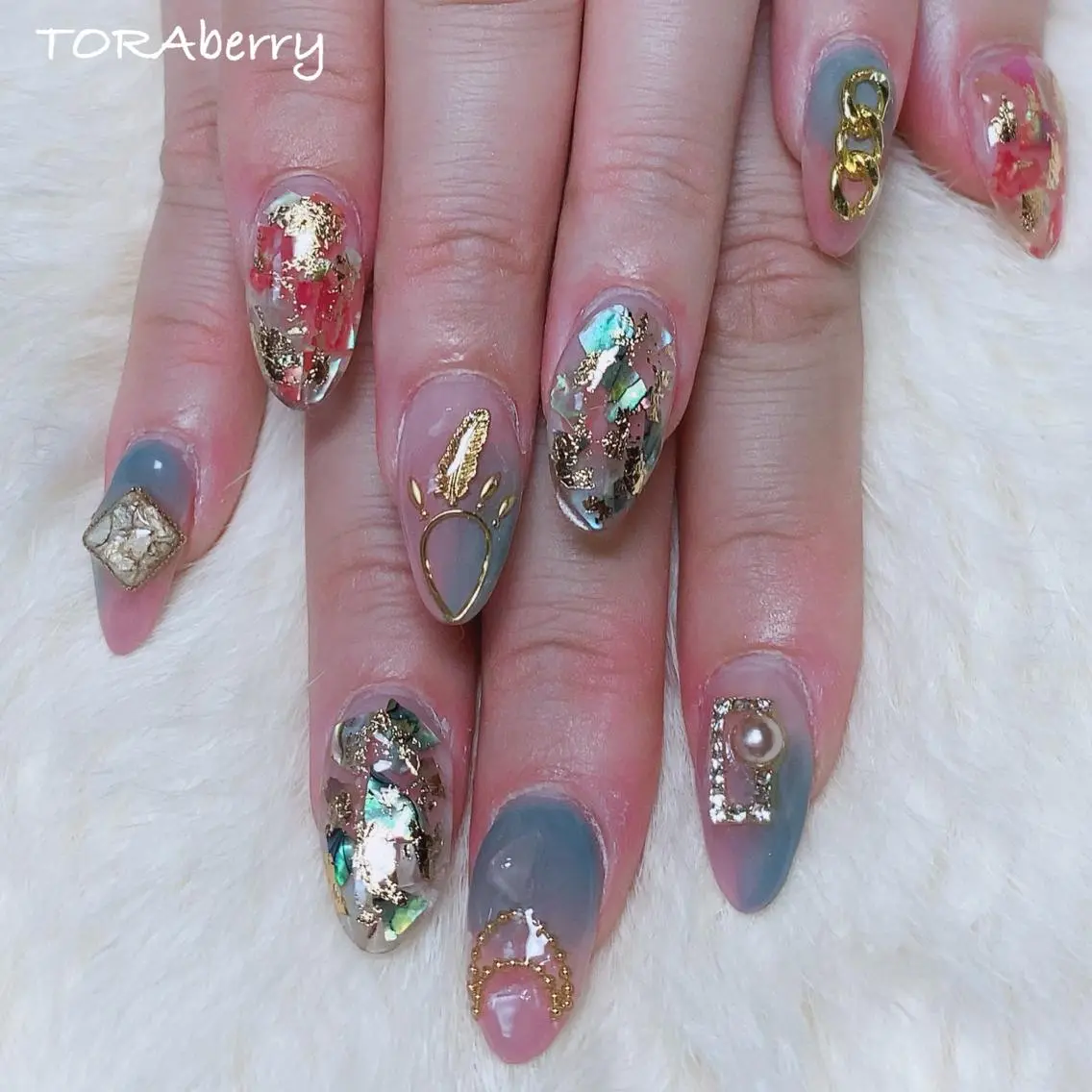 ネイル ネイリスト なつみのネイルデザイン