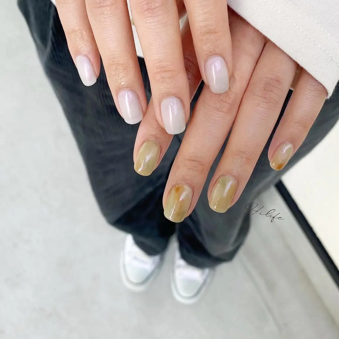 ネイル シンプルネイル 春ネイル ネイルチップ ハンドネイル Nail Adore.のネイルデザイン