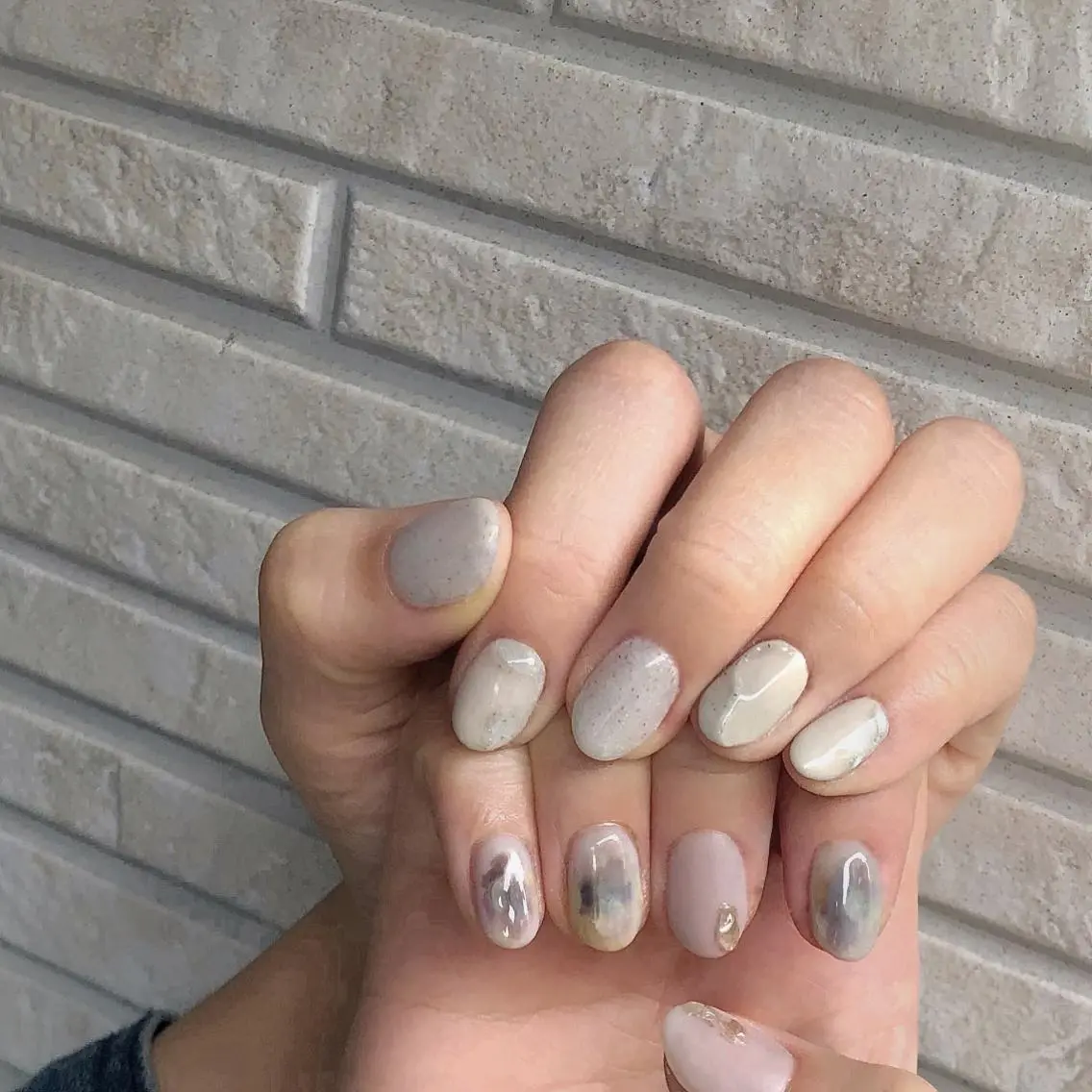 ネイル ニュアンスネイル 'MOANI' hiroo イナミのネイルデザイン