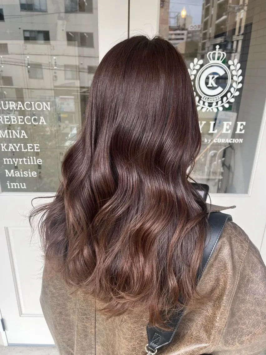ロング カラー ベージュカラー ブリーチ ブラウンカラー ハイトーンカラー イルミナカラー カット ヘアカラー Risa🐈⬛/ グレージュ/透明感のヘアスタイル