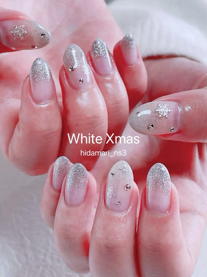 ネイル 持ち込み ホワイト 冬ネイル クリスマス ハンドネイル NailSalon ひだまりのネイルデザイン