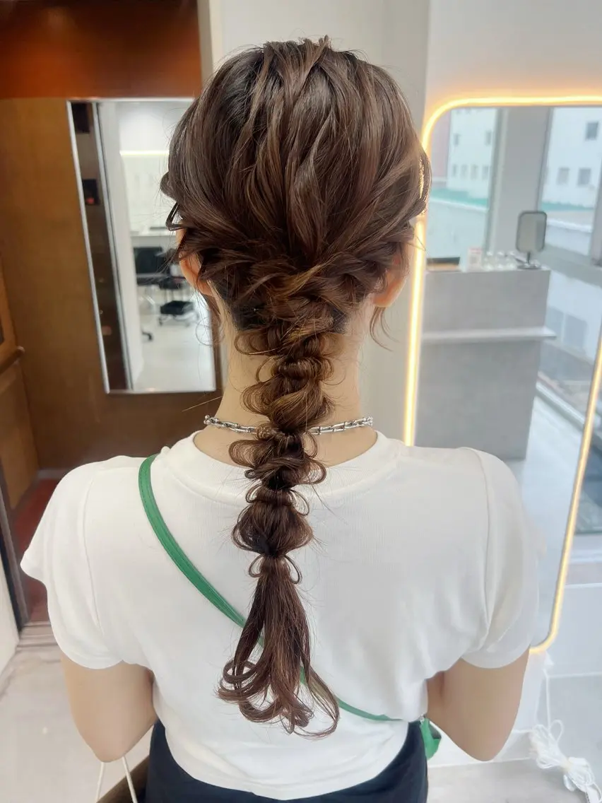 セミロング ヘアセット maya🇰🇷韓国 レイヤー/顔まわりのヘアスタイル