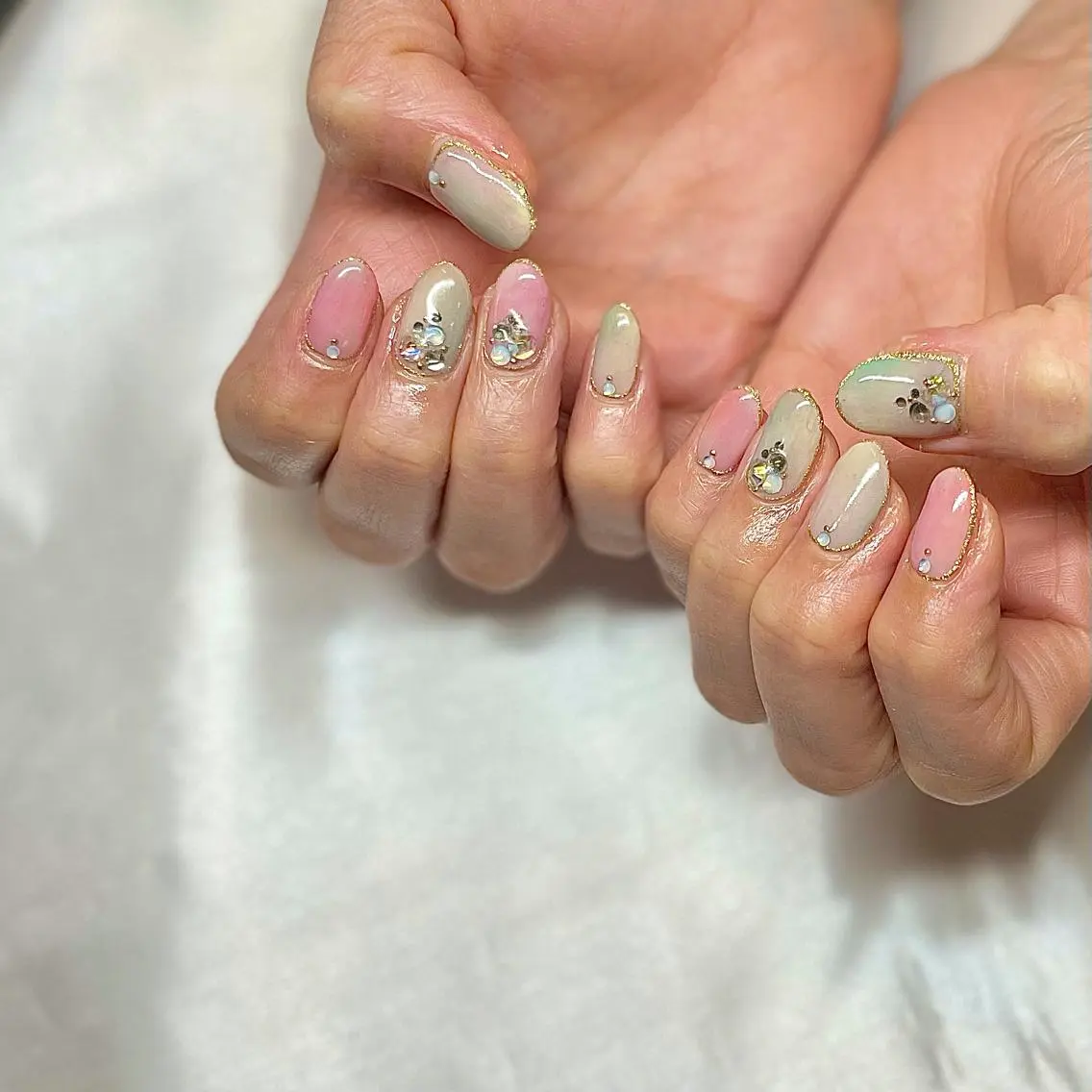 ミディアム カラー パーマ ヘアアレンジ メンズ キッズ ネイル マツエク・マツパ 大理石ネイル(マーブル) el. by Aoのネイルデザイン