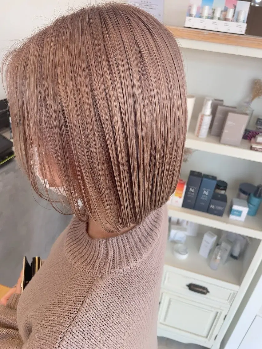 ショート カラー 嶋岡 乃愛のヘアスタイル