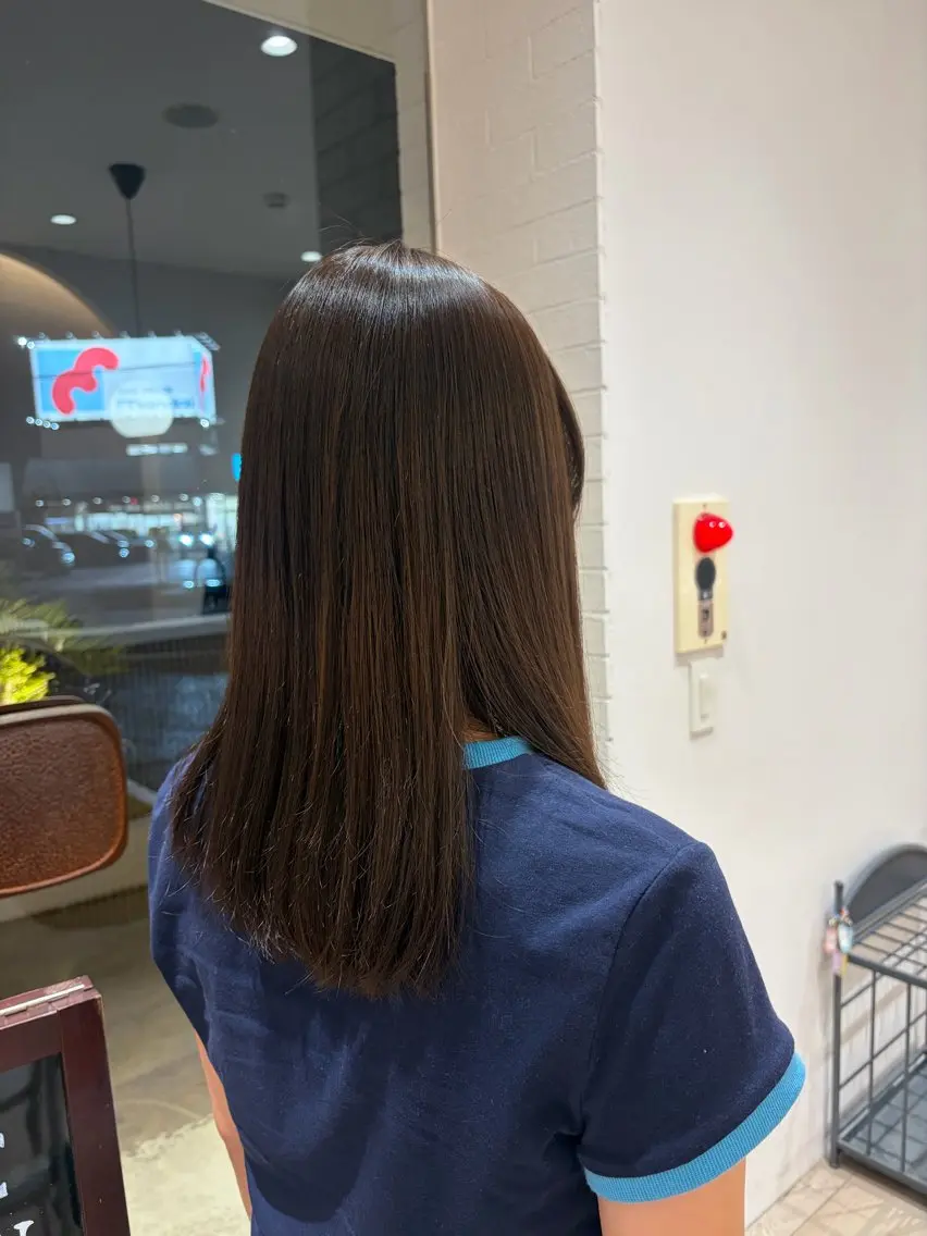 ミディアム RosierBleu 中山のヘアスタイル