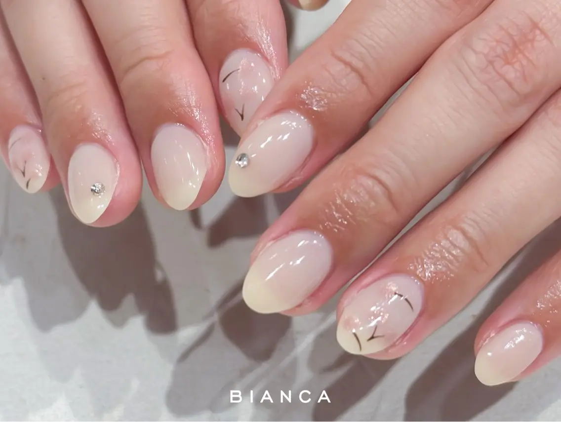 ネイル Bianca Manamiのネイルデザイン