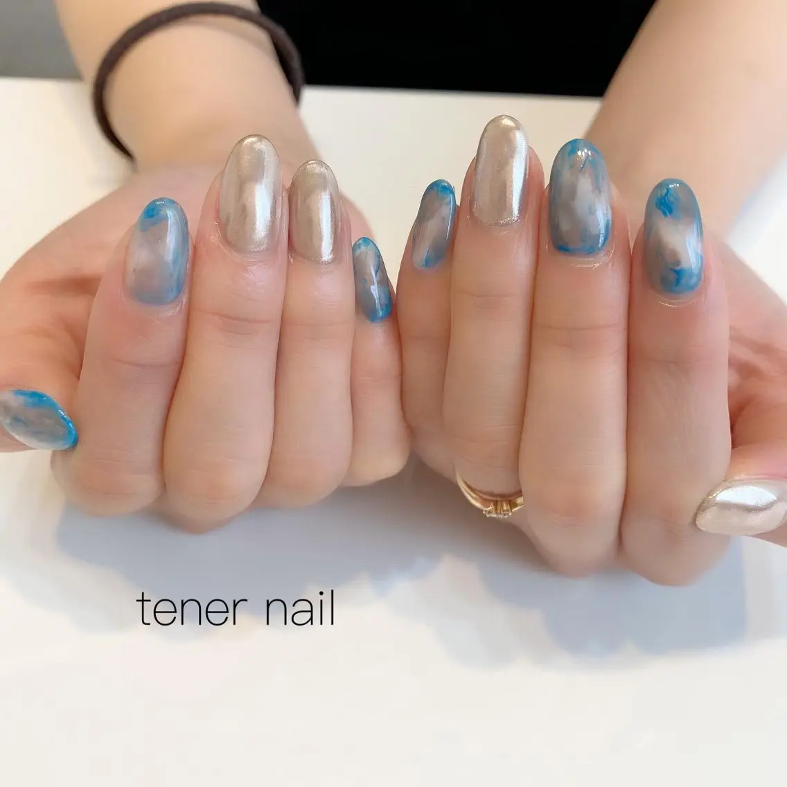 ネイル ブルー ニュアンスネイル テネルネイル tener nailのネイルデザイン