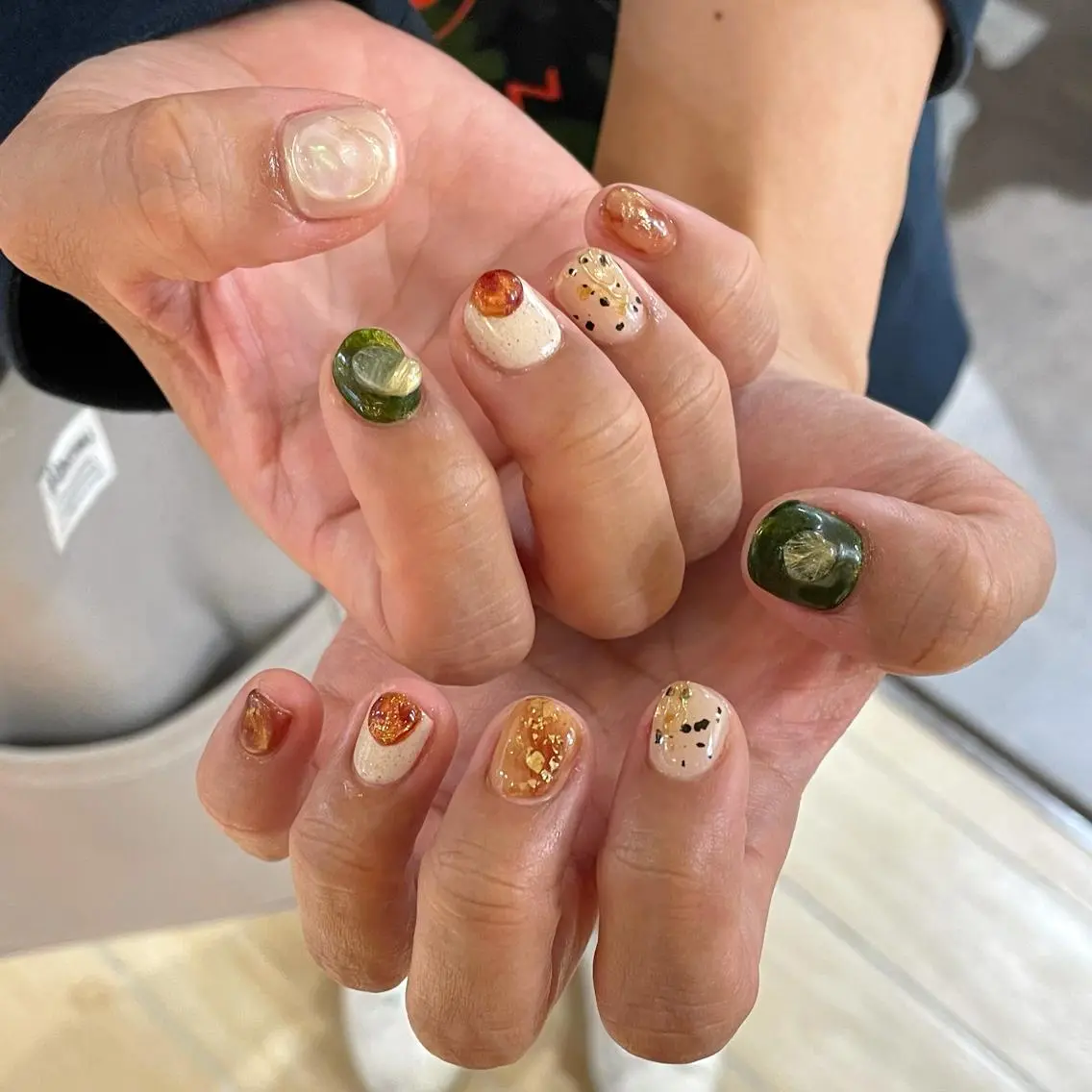 ネイル ハンドネイル 新井 ひなののネイルデザイン