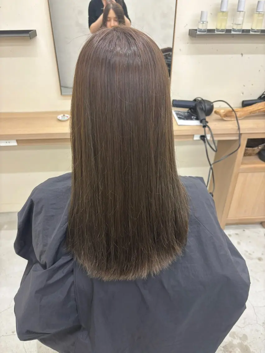 ロング カラー 山内 花姫のヘアスタイル