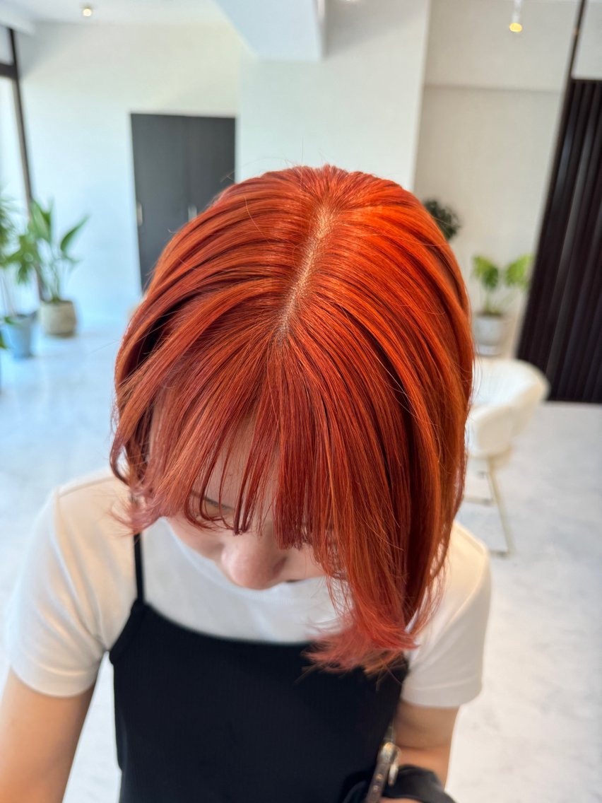 カラー Amor ももみのヘアスタイル