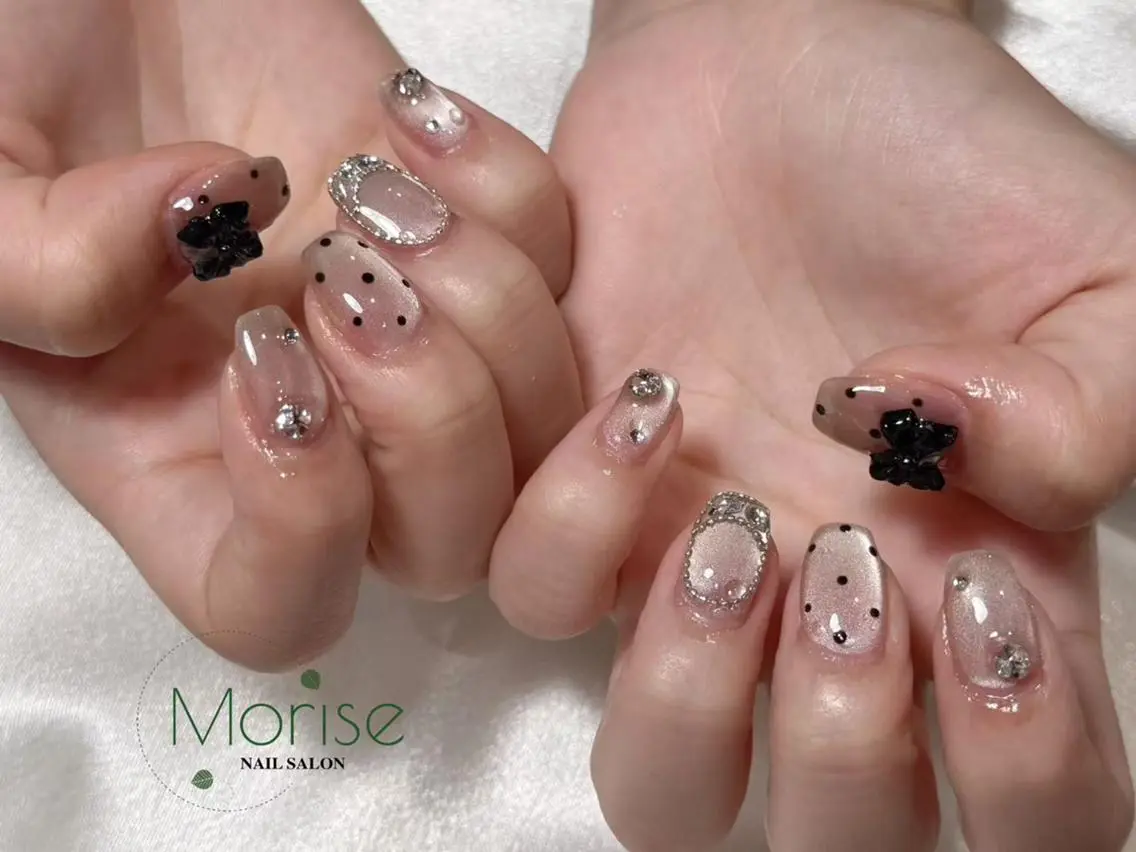 ネイル ハンドネイル ハンドケア MoriseNail Ninaのネイルデザイン