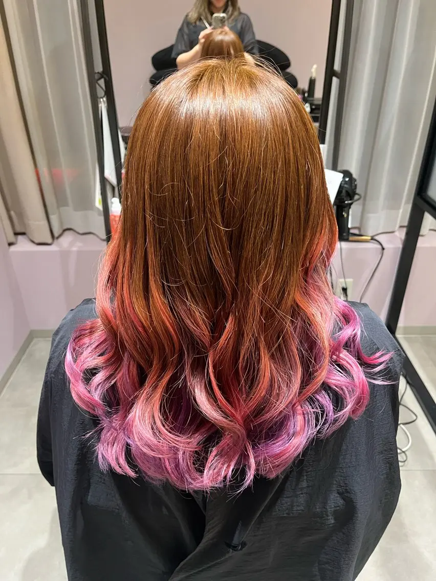 カラー 西原 愛紗のヘアスタイル
