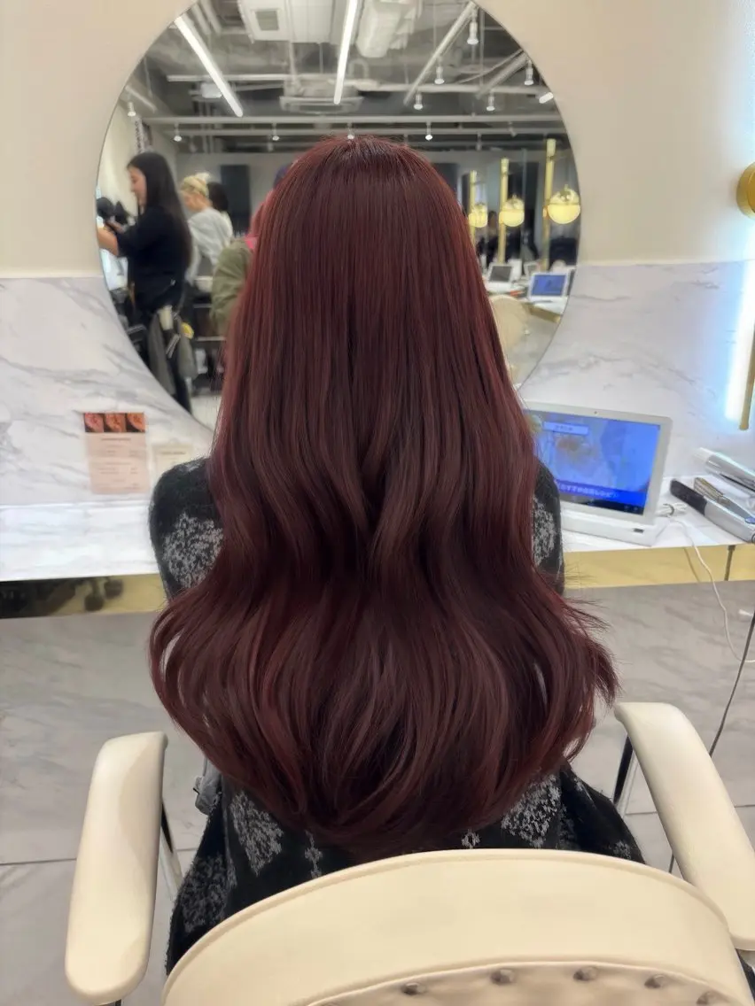 ロング カラー ケアカラー 透明感カラー ピンクカラー ローズカラー くびれヘア ヘアカラー トリートメント aku💞韓国風🩷 ピンクカラー🎀🩷のヘアスタイル