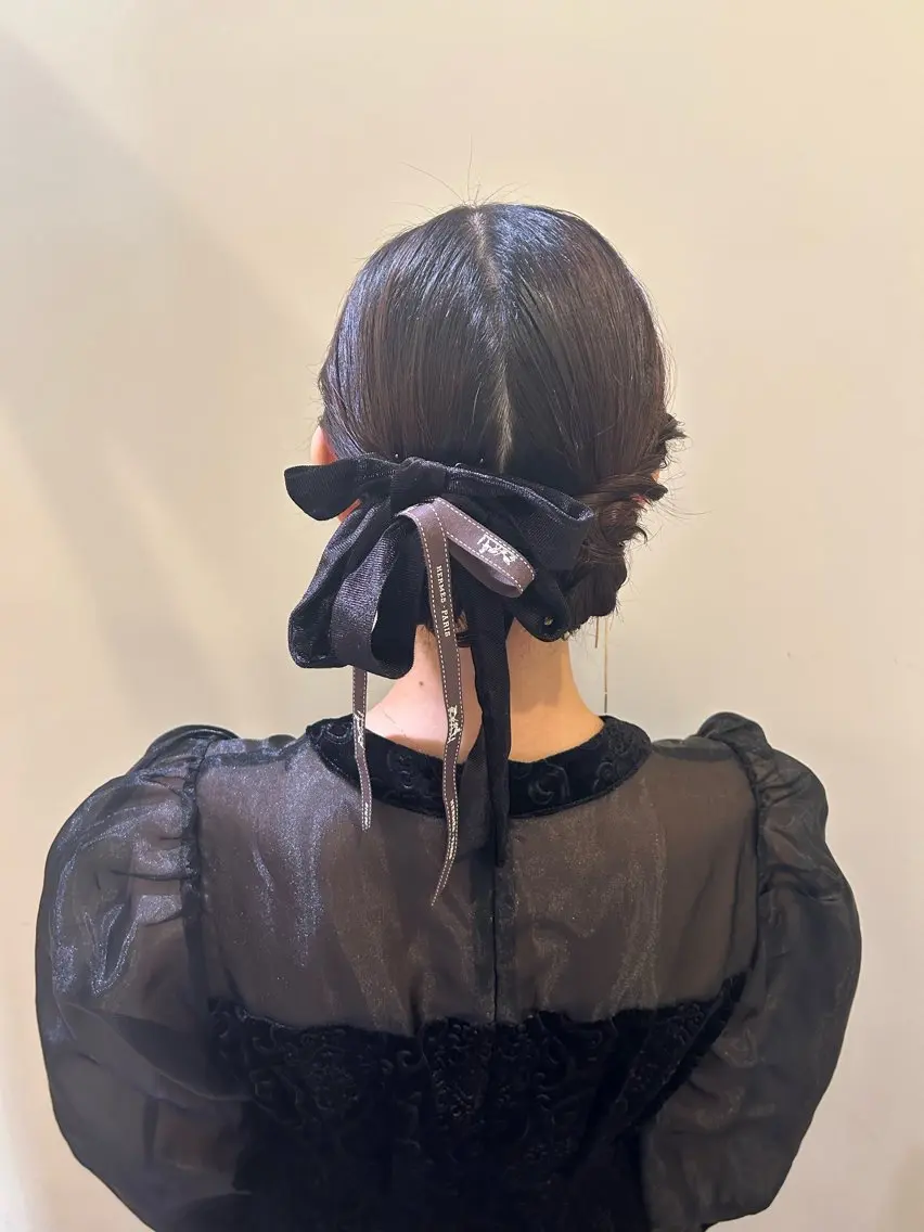 ミディアム ヘアアレンジ お団子ヘア ヘアセット ボウ🪞ヘアセット /メイク/マツパのマツエク・マツパデザイン