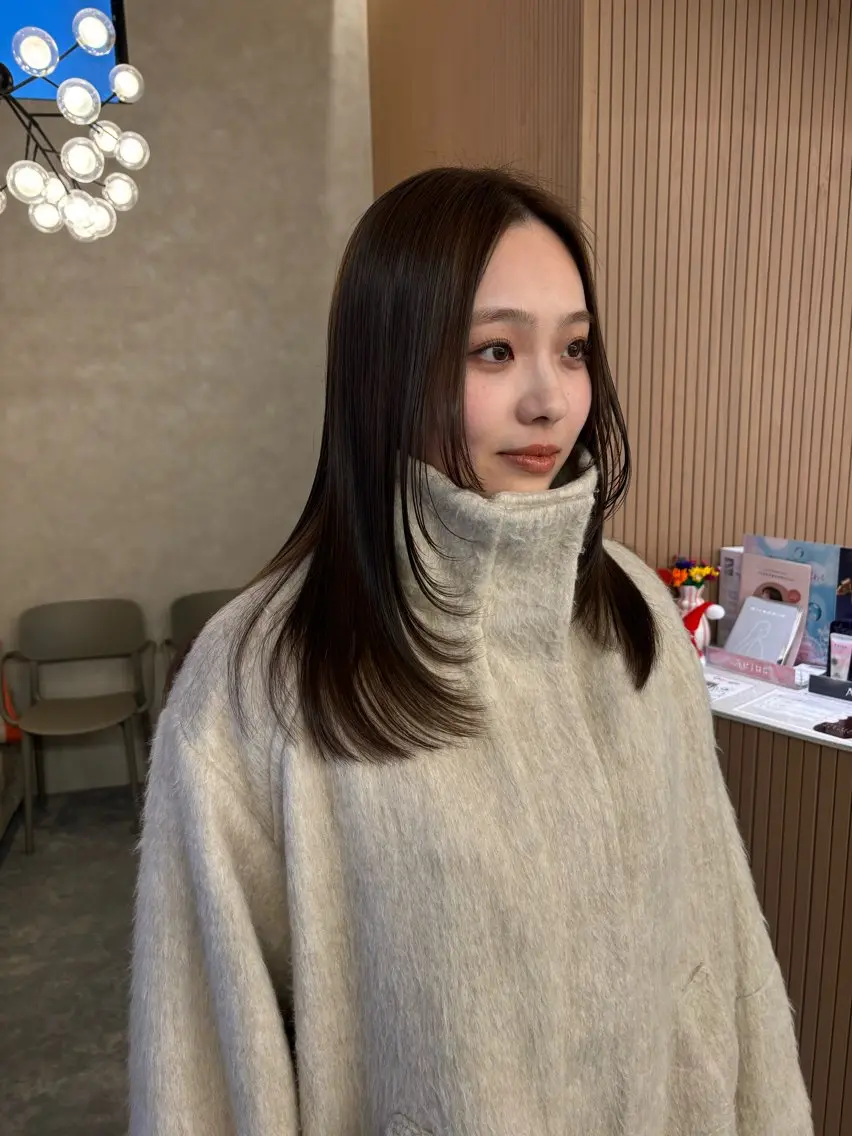 セミロング 顔まわりレイヤー レイヤーカット ボブ/レイヤー/暖色 カラー/モモカ🎀のヘアスタイル
