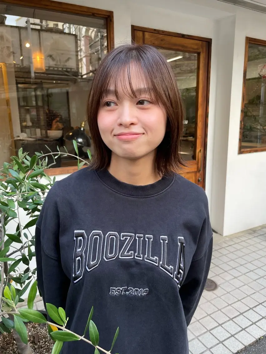 ショート ボブ 外ハネヘア 本間 かえでのヘアスタイル