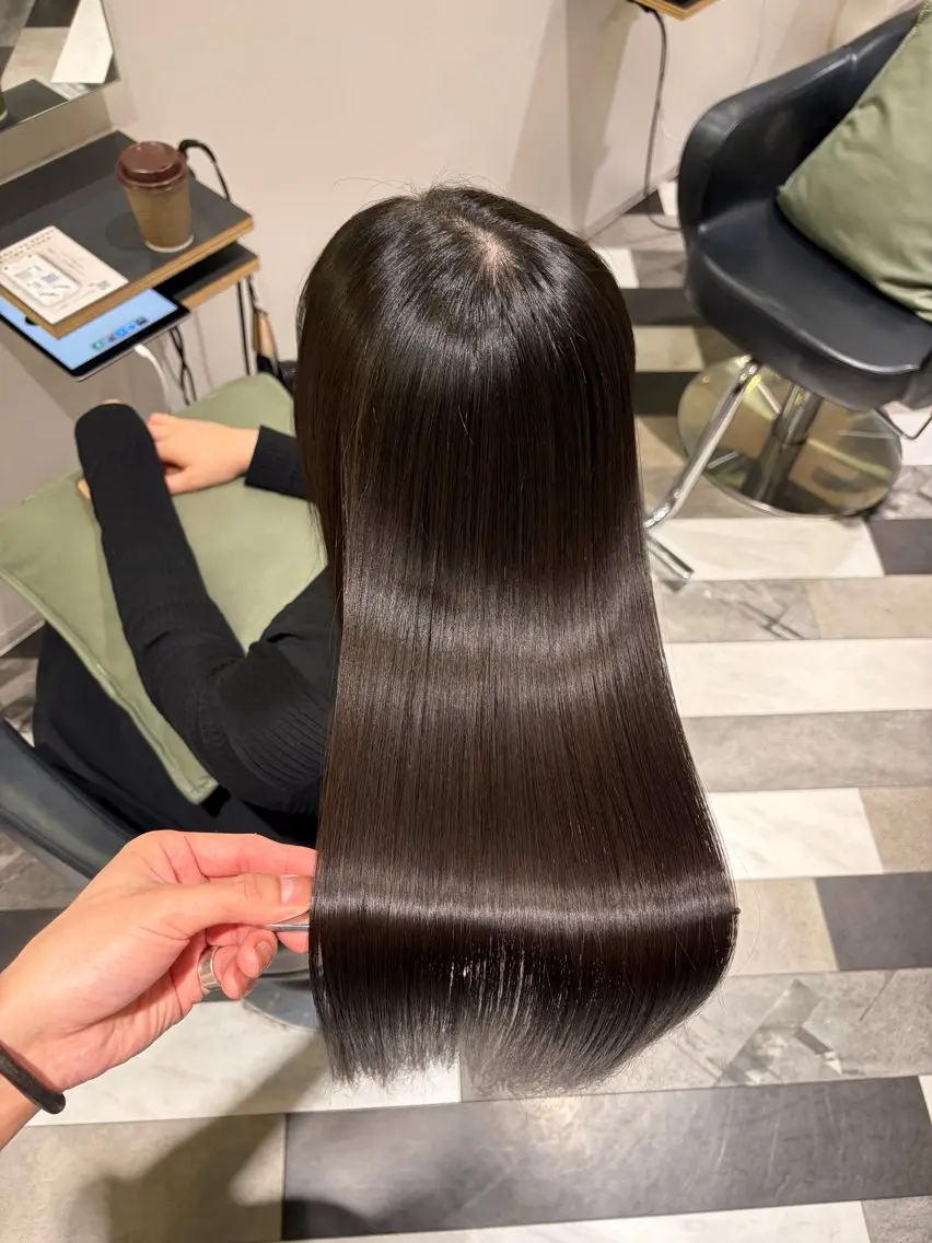 ロング カット トリートメント 圧倒的髪質改善 ✂︎飯島悠介のヘアスタイル
