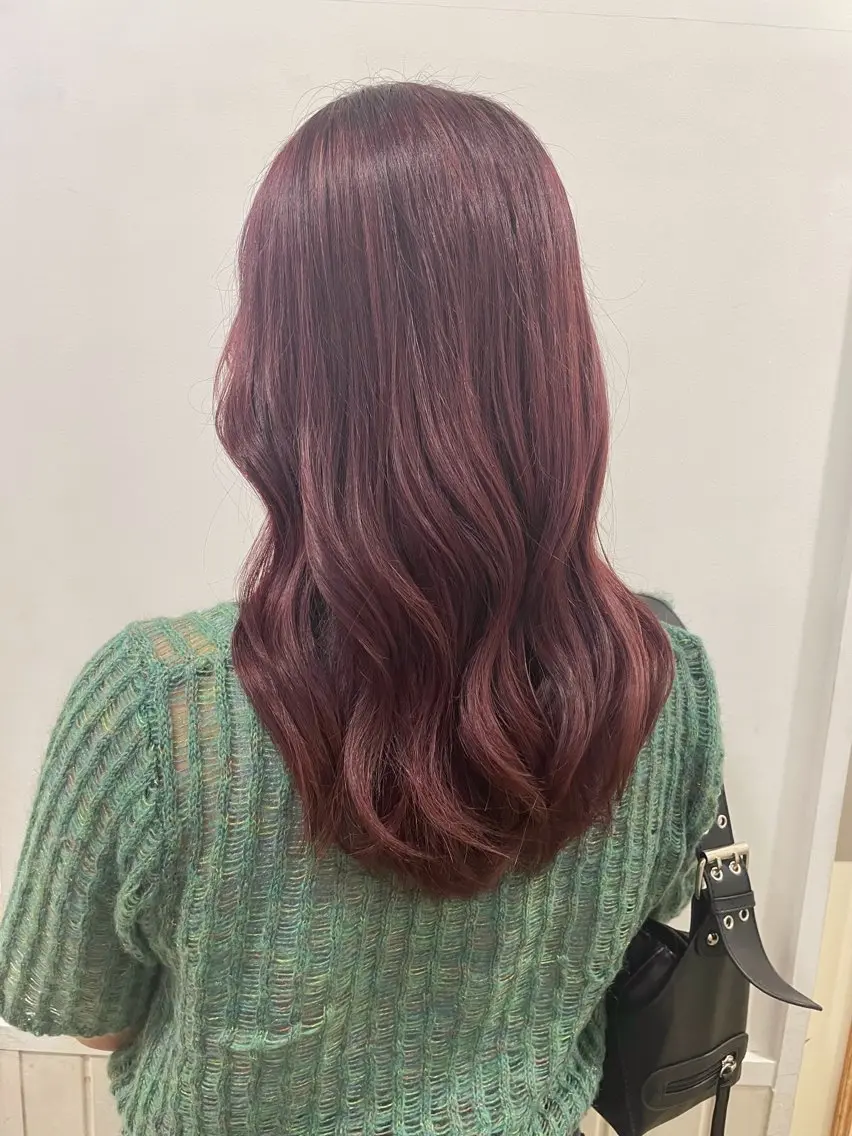 ロング カラー ブリーチ clan .のヘアスタイル