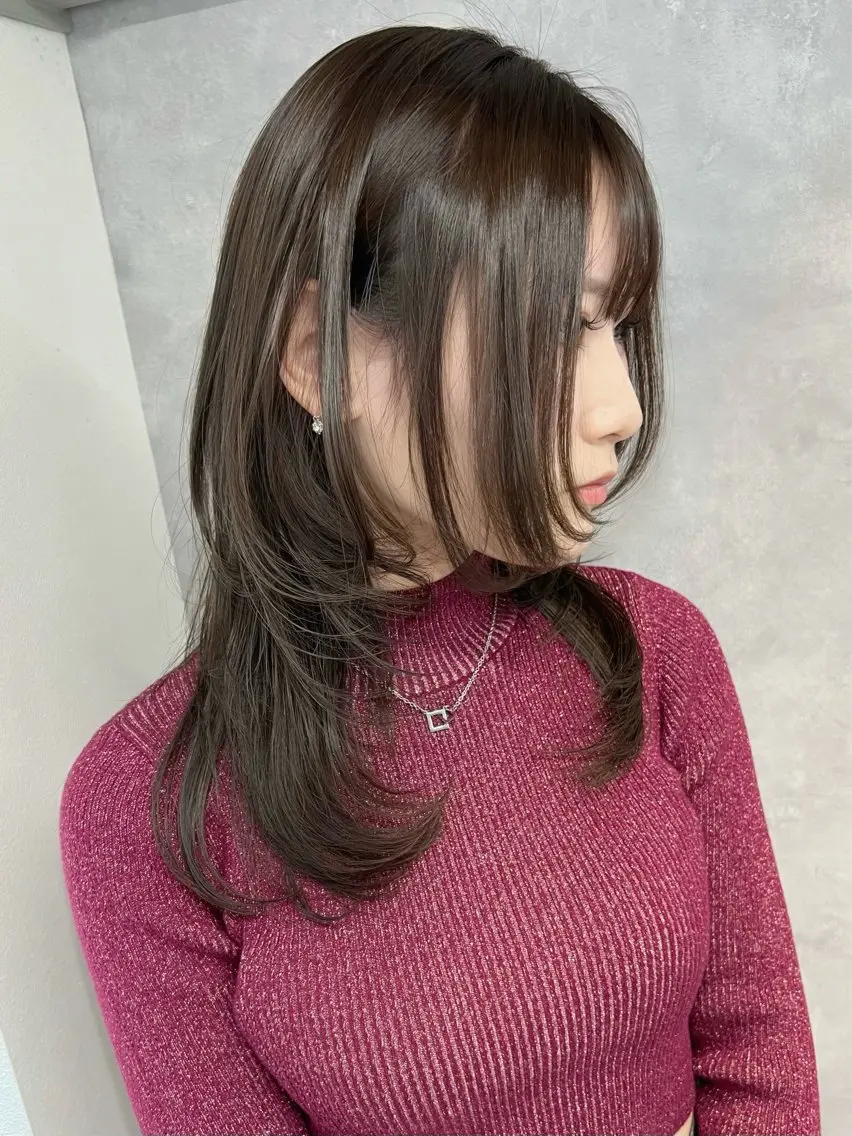 セミロング カラー 黒髪 ブリーチ 透明感カラー 顔周りカット レイヤーカット 透明感/レイヤー 🇰🇷tomonaのヘアスタイル
