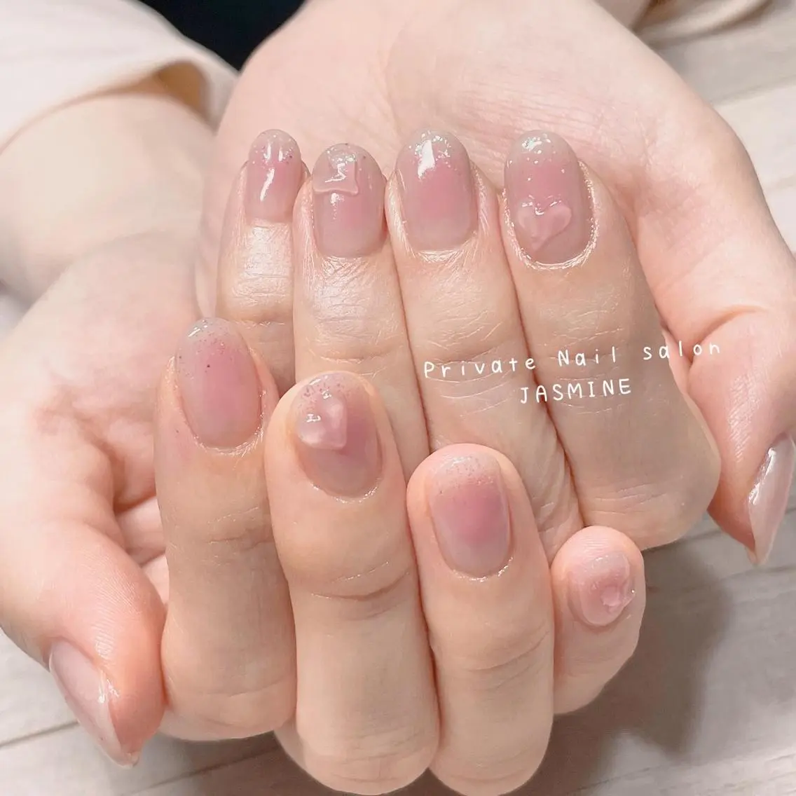 ネイル チークネイル ハート ぷっくりネイル Nail salon JASMINEのネイルデザイン