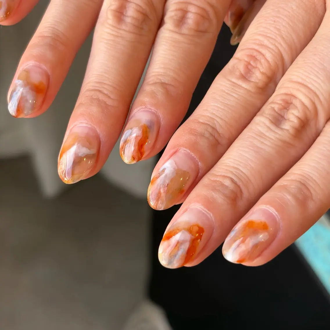 ネイル アートネイル クリアネイル ニュアンスネイル Sun Brown Mireiのネイルデザイン