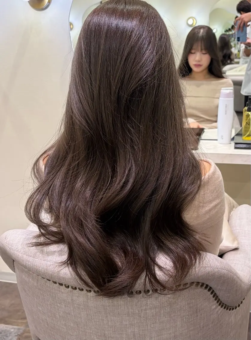 カラー ヘアカラー 宮本 陽音のヘアスタイル