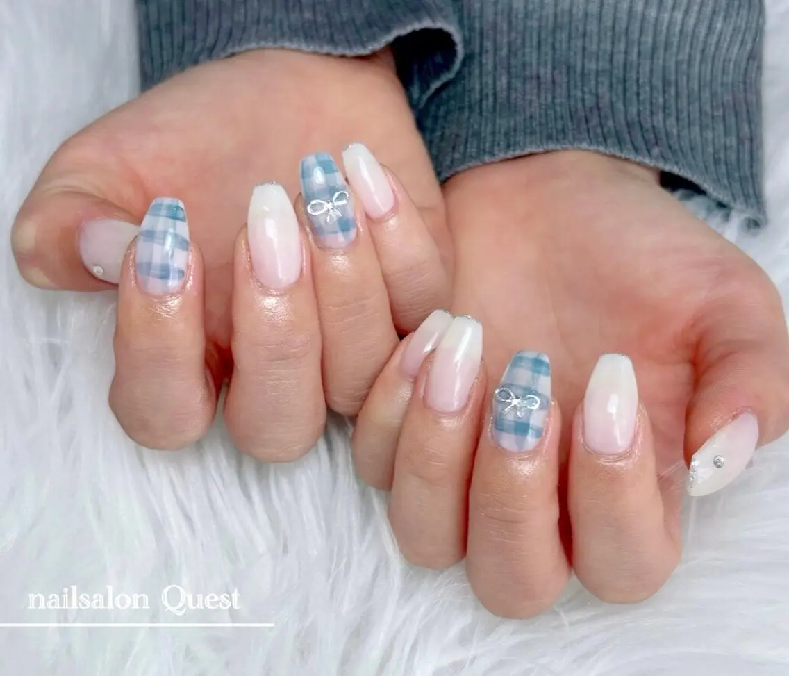 ネイル ガーリー ニュアンスネイル リボン nailsalon Questのネイルデザイン