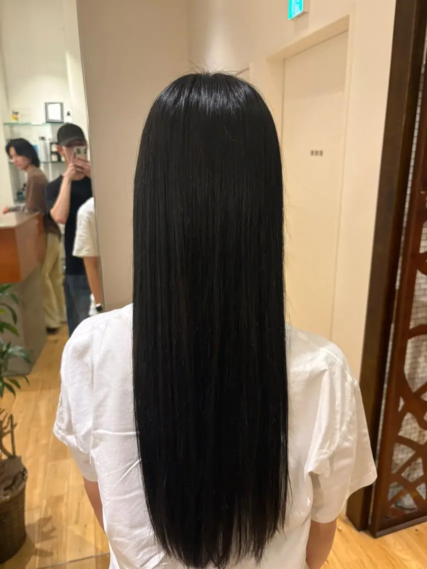ロング カラー さきた ひかるのヘアスタイル