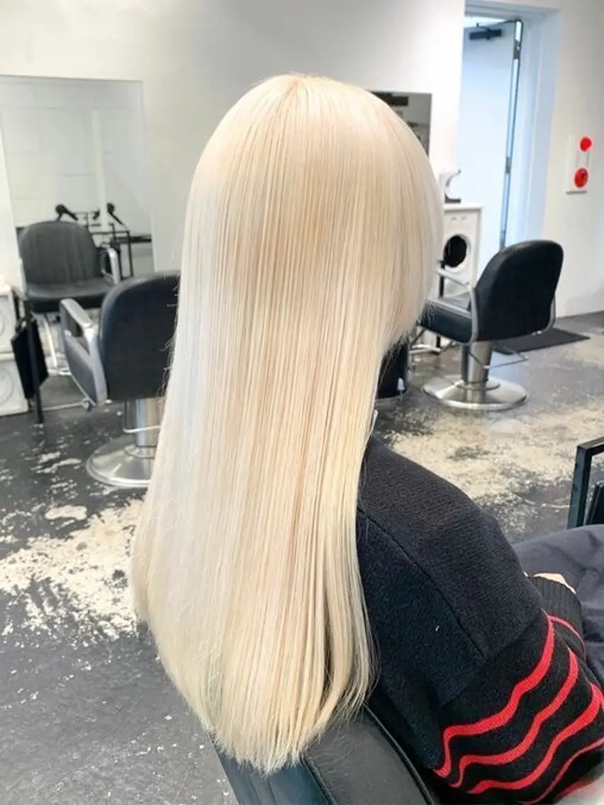 セミロング カラー ヘアカラー 【🥀履歴修正🥀】 ハイトーン職人/拓真のヘアスタイル