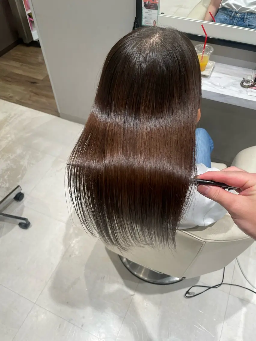ロング パーマ カット 縮毛矯正 トリートメント k-twoたき✨艶感 カラー／美髪矯正のヘアスタイル