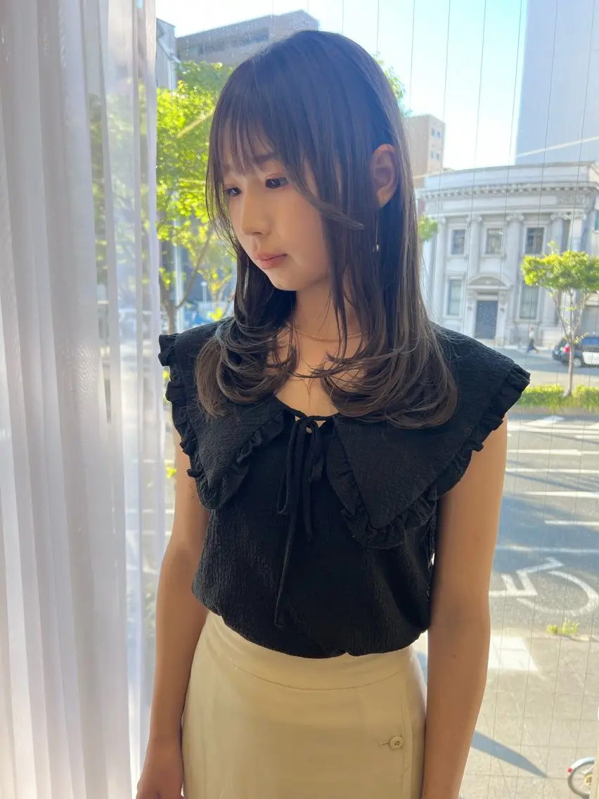 ロング 檜谷 晴　顔周りカットのヘアスタイル