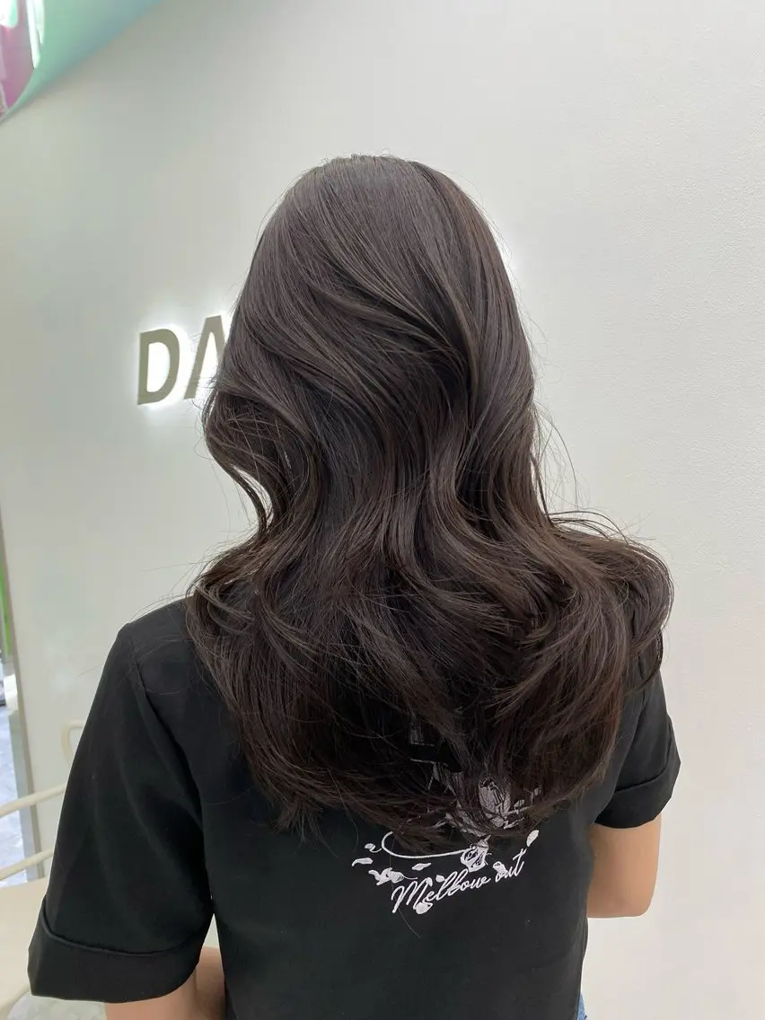 ロング カラー ヘアカラー ヘアセット 上品モテヘア🩶 karen🩶のヘアスタイル