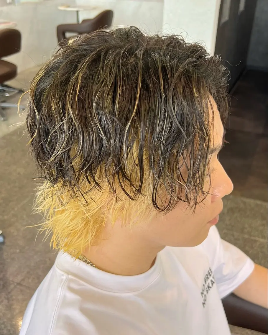 ミディアム カラー パーマ メンズ メンズインナーカラー メンズメッシュ インナーカラー メッシュ カット ヘアカラー トリートメント Oops旧TABOO 早野太郎のヘアスタイル