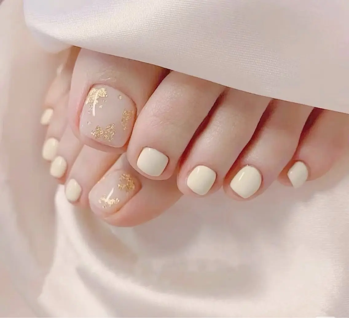 ネイル フットネイル NAGI ネイルサロンのネイルデザイン