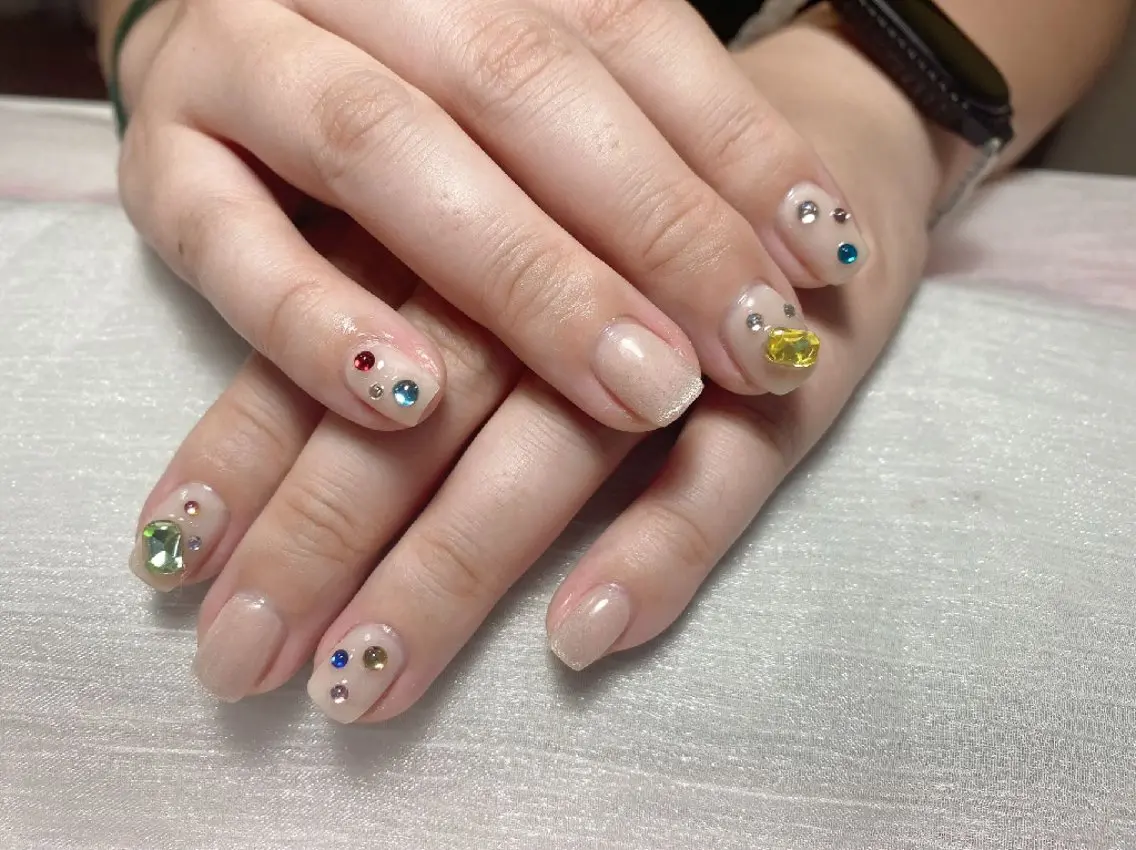 ネイル ENsalon AKIRAのネイルデザイン