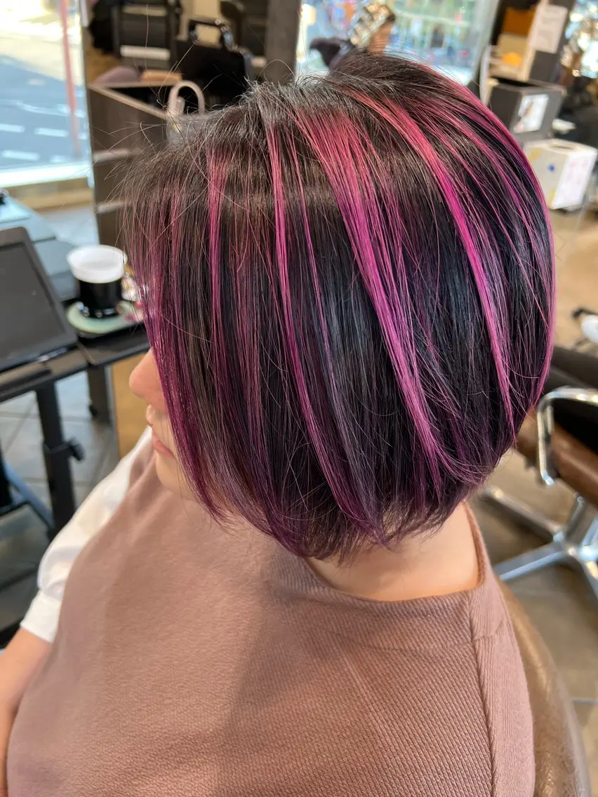 ショート カラー ピンクカラー カット ヘアカラー メテオ ／ヘアカラー 西川菜実のヘアスタイル