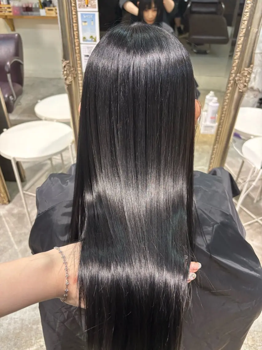 ロング トリートメント 個性派✴︎ジャケ写 ネイル🦋mire-のネイルデザイン
