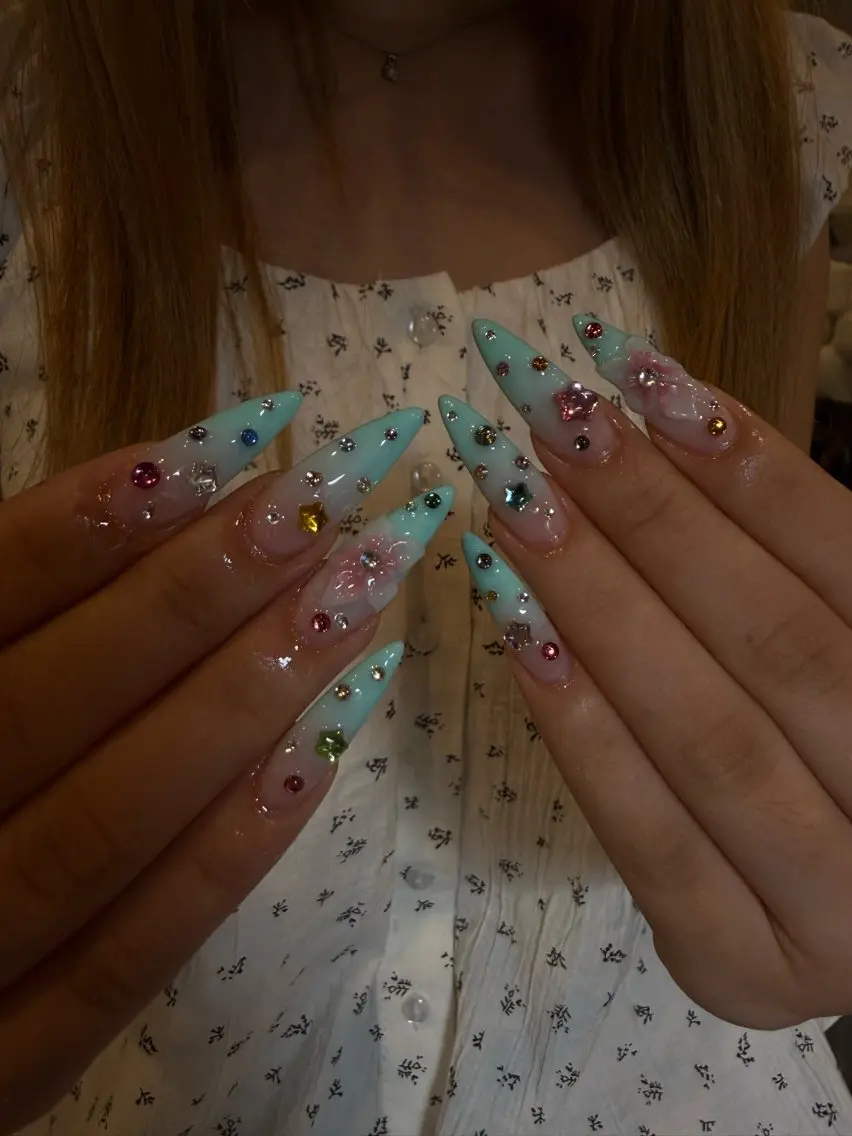 ネイル kazane 💅🏿💋のネイルデザイン