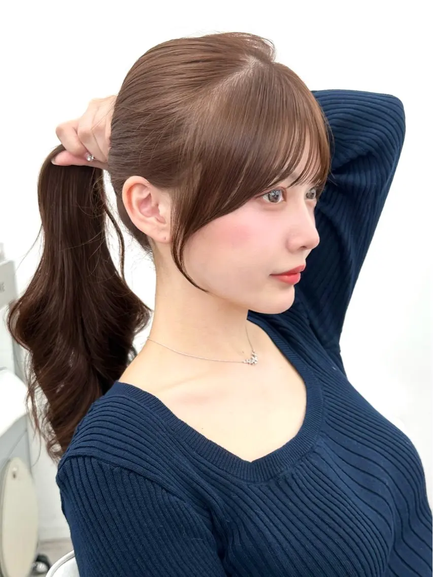 【✨🤎🧸人気No1クーポン🎄❤️✨】韓国式レイヤーカット+うる艶カラー+艶トリートメントの写真