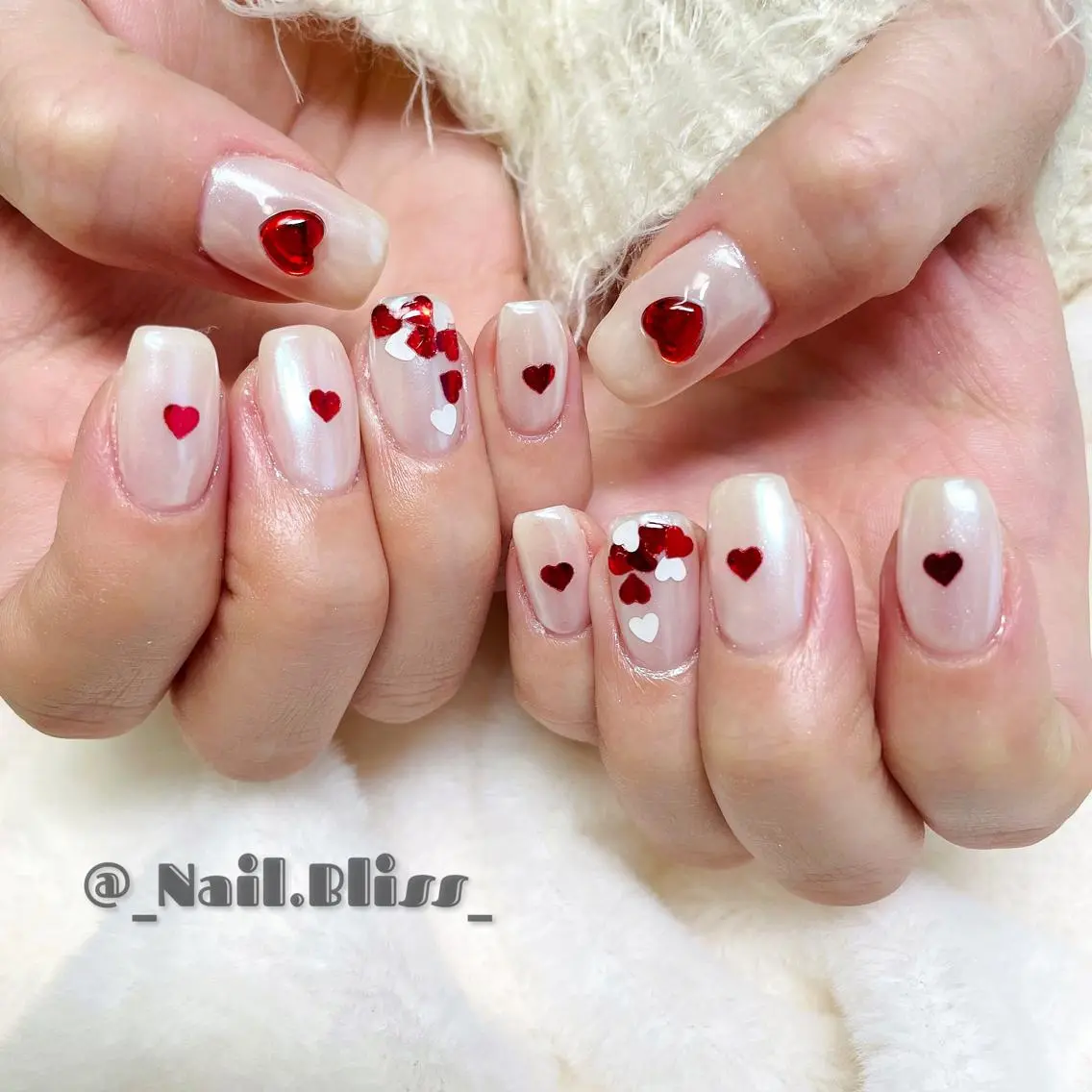 ネイル オーロラネイル ハンドネイル NAIL BLISSのネイルデザイン
