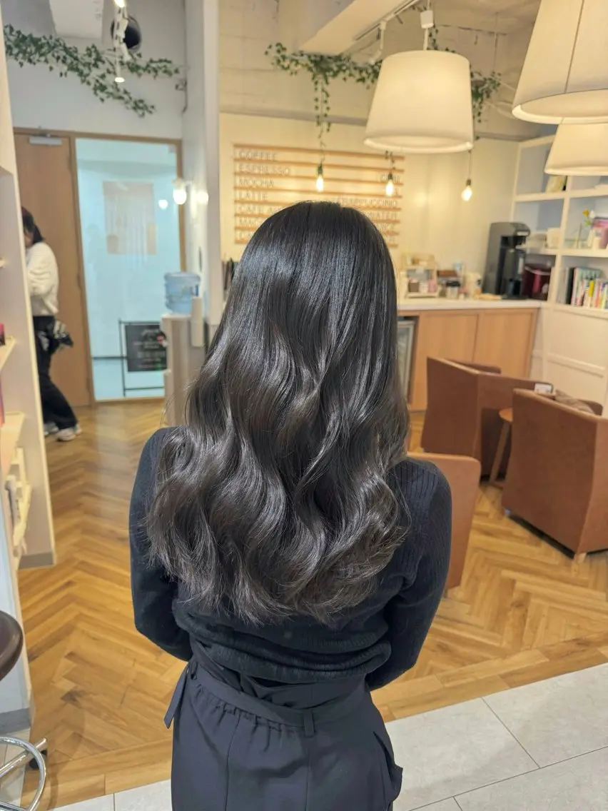 ロング カラー アクアカラー 髪質改善 韓国風ヘア 似合わせカット トリートメント カット ヘアカラー トリートメント 過去一の柔髪ヘア 🌿einshairのヘアスタイル