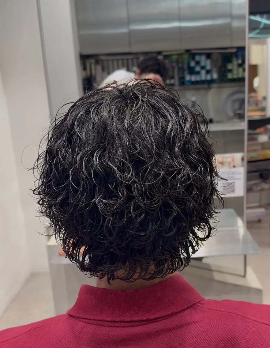 ミディアム パーマ メンズ カット fifth 菅崎愛斗のヘアスタイル