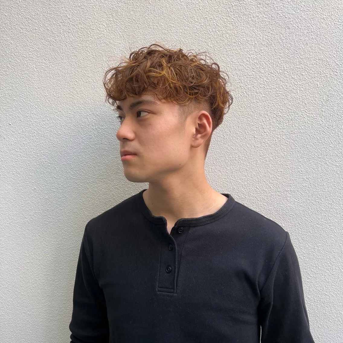 カラー パーマ メンズ メンズハイライト メンズパーマ ハイライトカラー ヘアカラー 柴田 愛奈のヘアスタイル