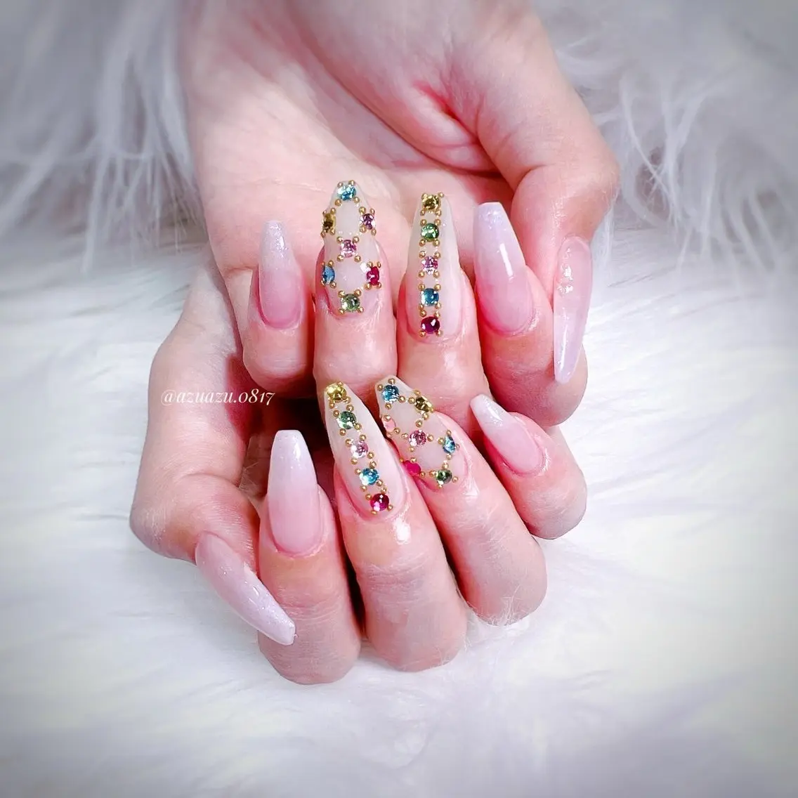 ネイル ストーンネイル ハンドネイル ﾍｱﾒｲｸ&ﾈｲﾙ ♥️Azuのネイルデザイン